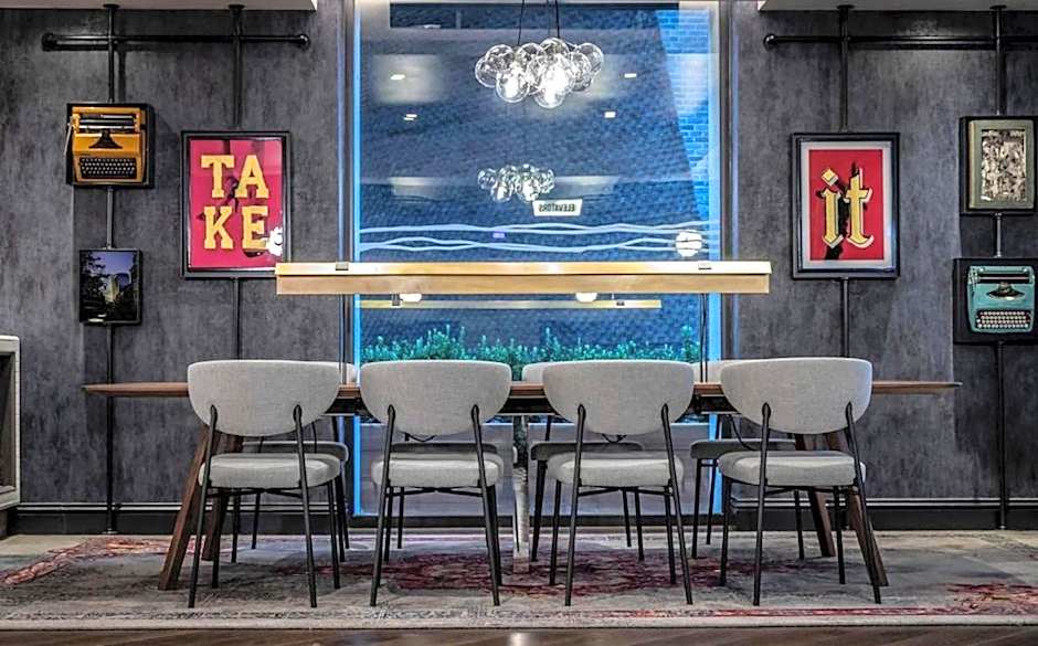 Clayton Hotel City of London