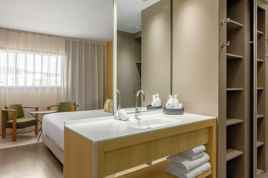AC Hotel by Marriott Sants