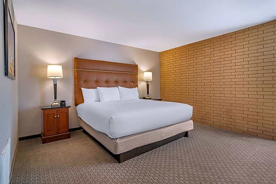 Drury Inn & Suites Atlanta Airport
