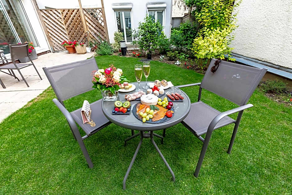 Hotel Montbriand Antony - Ancien Alixia