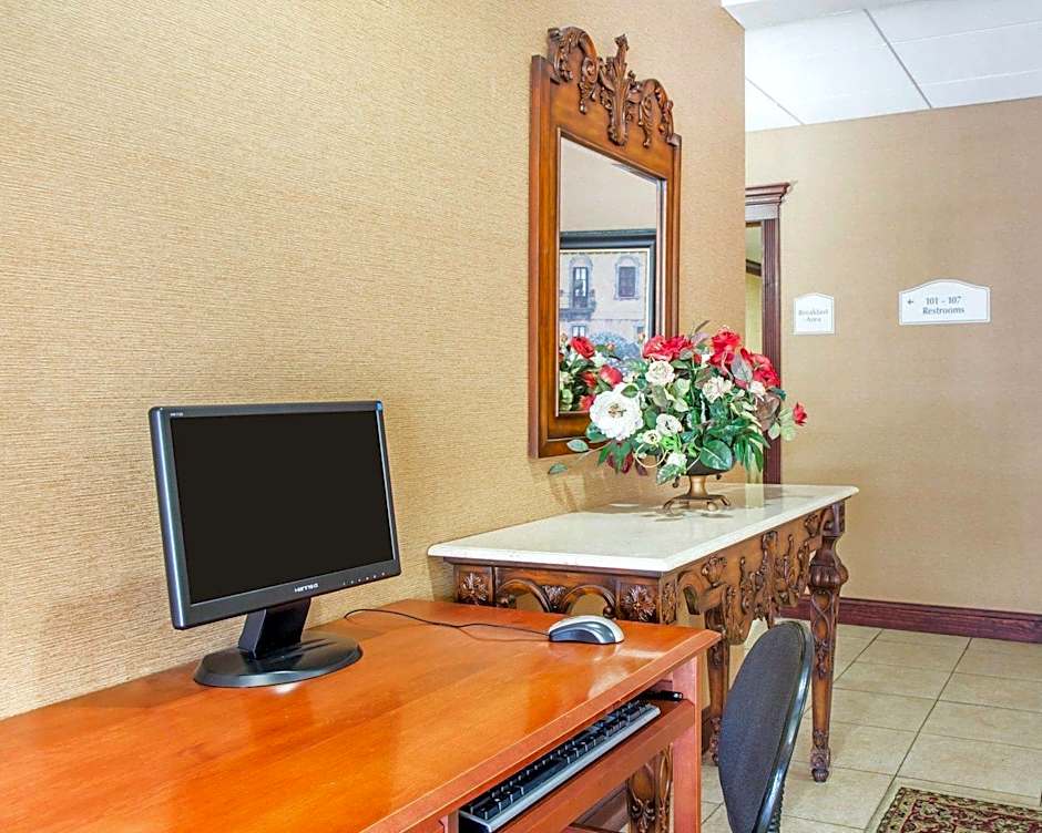Quality Inn & Suites