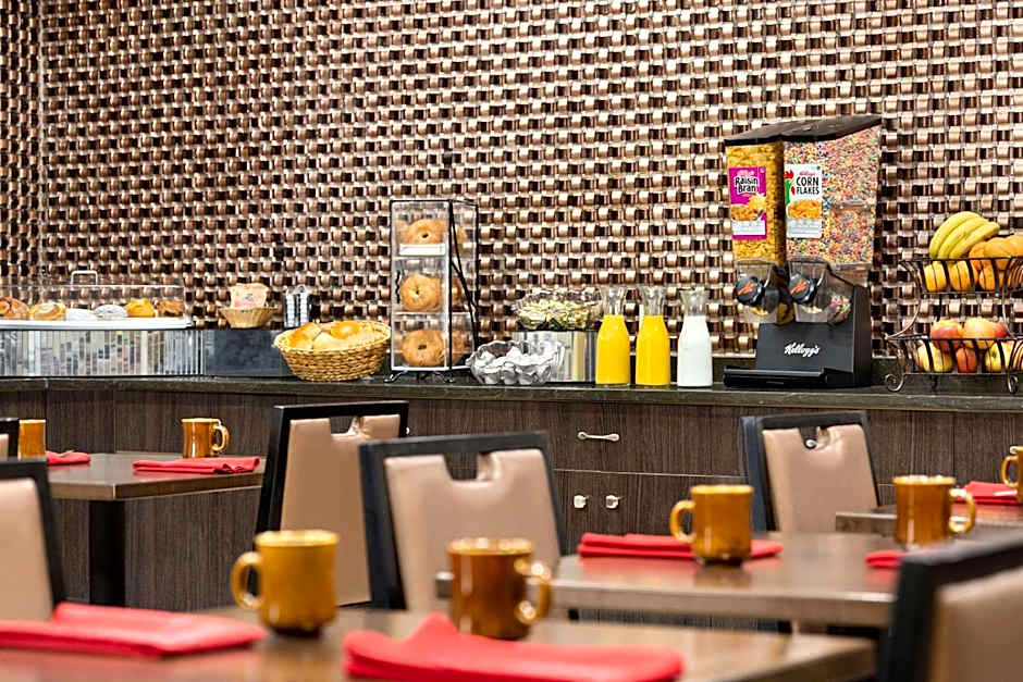 Wyndham Garden Totowa