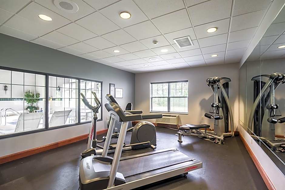 Country Inn & Suites by Radisson, Fond du Lac, WI