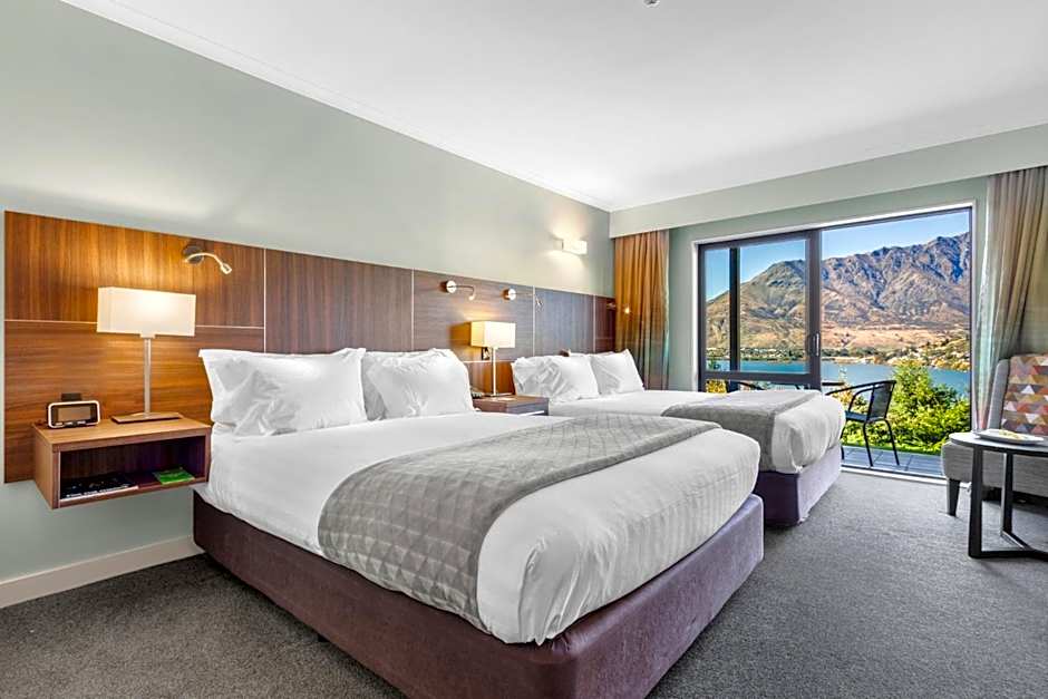 Holiday Inn Queenstown Frankton Road By IHG