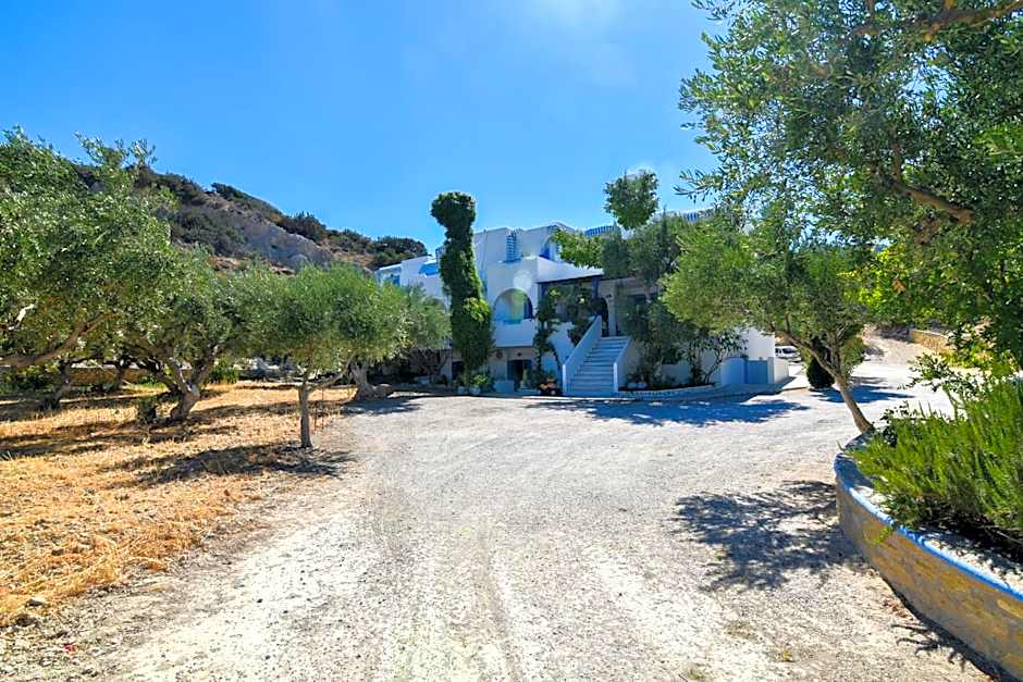 Vardes Hotel Studios