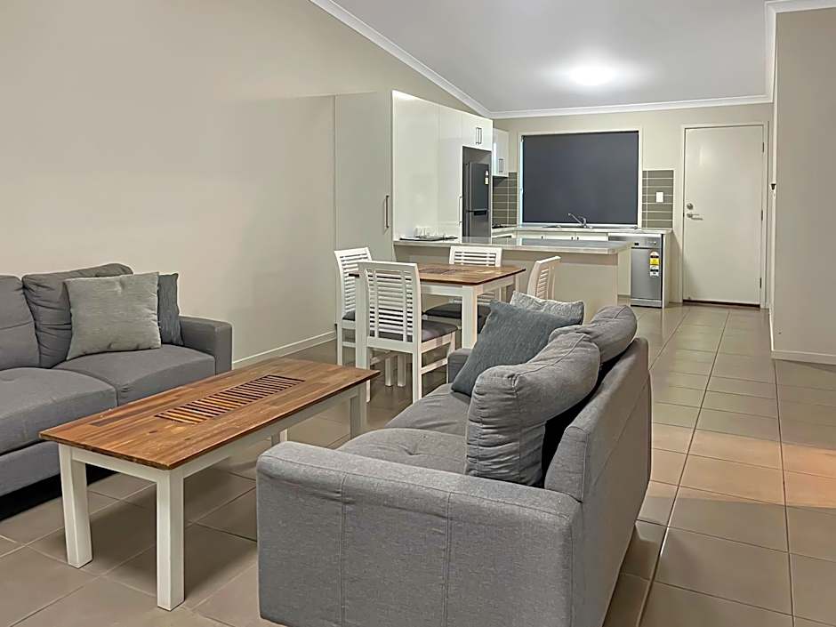 Direct Collective - Villas on Rivergum
