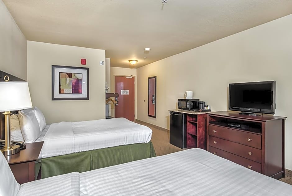 Cobblestone Inn & Suites - Vinton, IA