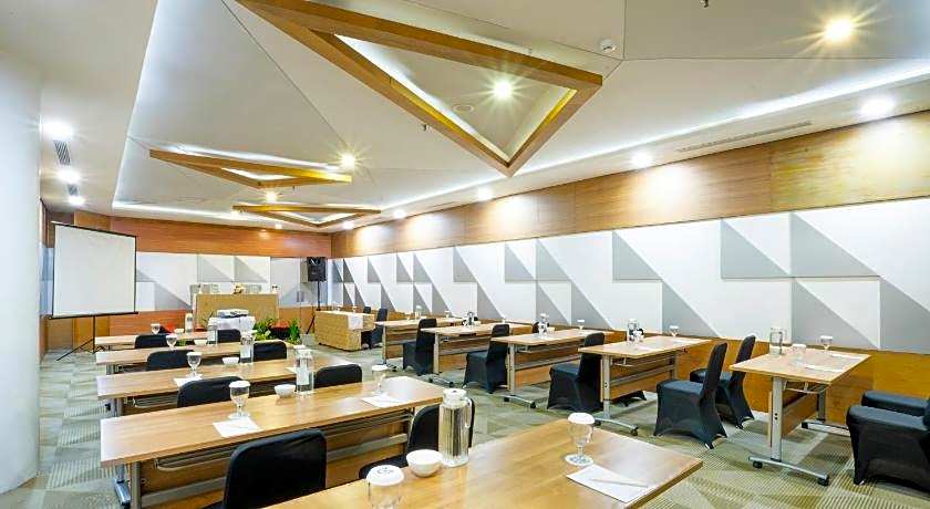 Golden Tulip Pontianak