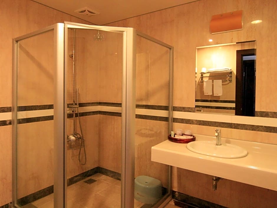 Chunjing Hill View Villa