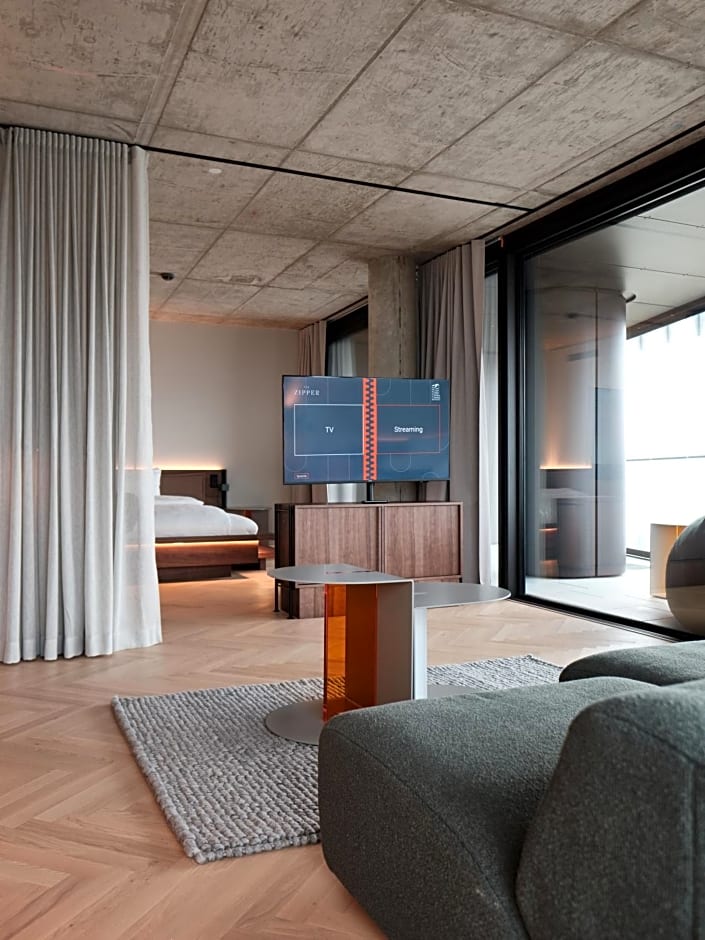 The Zipper Hotel und Apartments