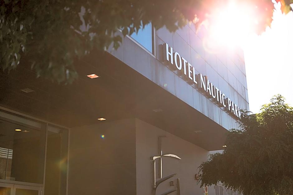 Fergus Style Nauitc Park & Spa