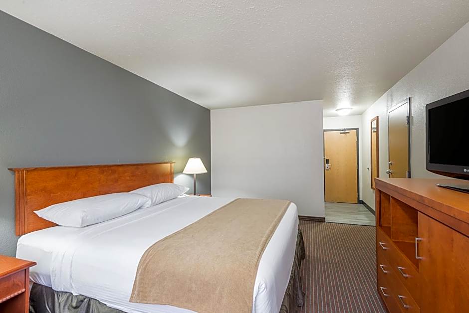 Super 8 by Wyndham Grande Prairie