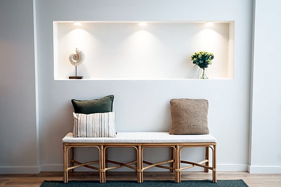 Rooms by JovA