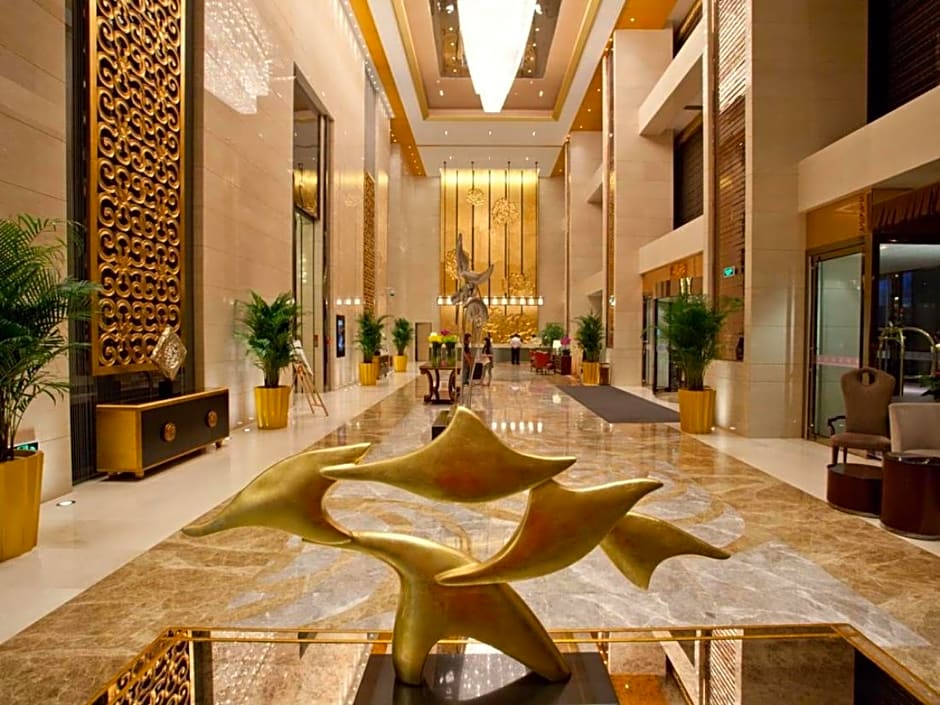Qingdao Grand New Century Hotel