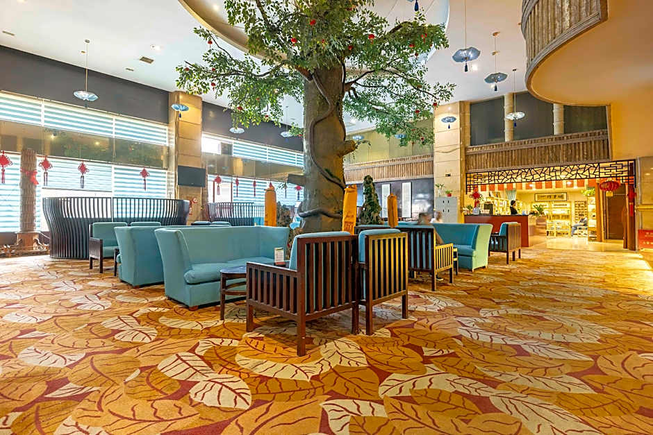 Yiyang HuaTian Hotel