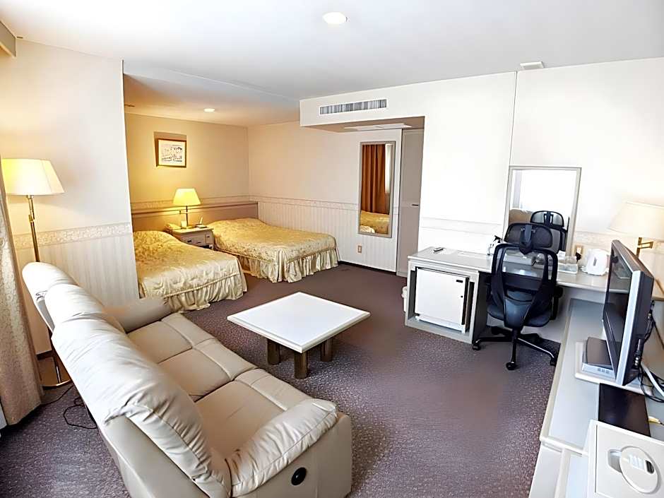 Hotel New Century