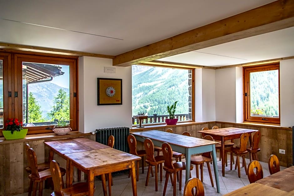 Hotel & Restaurant Perret - Mountain People
