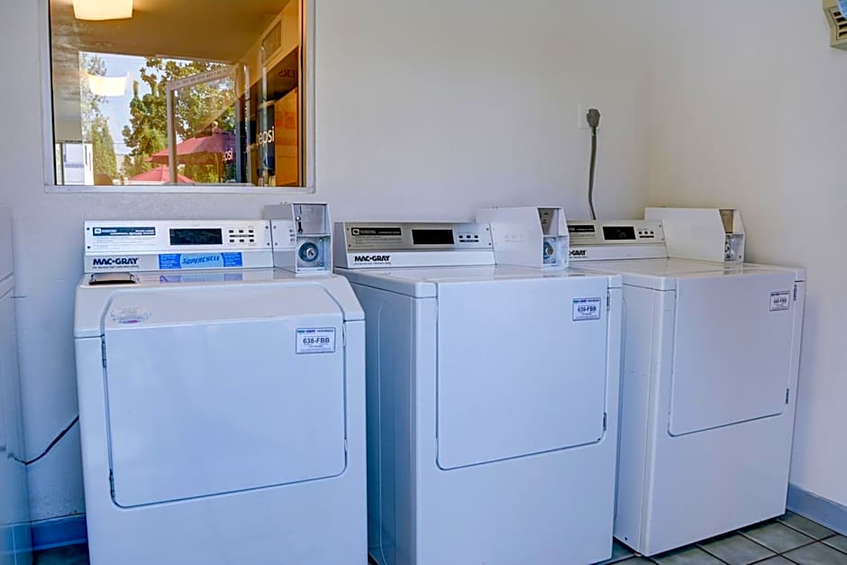 Motel 6-Springfield, OR - Eugene North