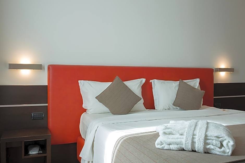 Euro Hotel Residence