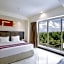 CLARO KENDARI (ex. Grand Clarion Hotel & Convention)