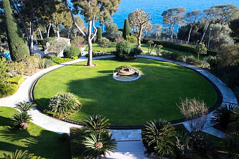 Grand-Hôtel du Cap-Ferrat, A Four Seasons Hotel