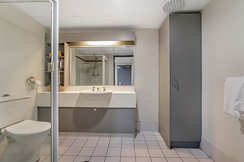 Nelson Towers Motel & Apartments