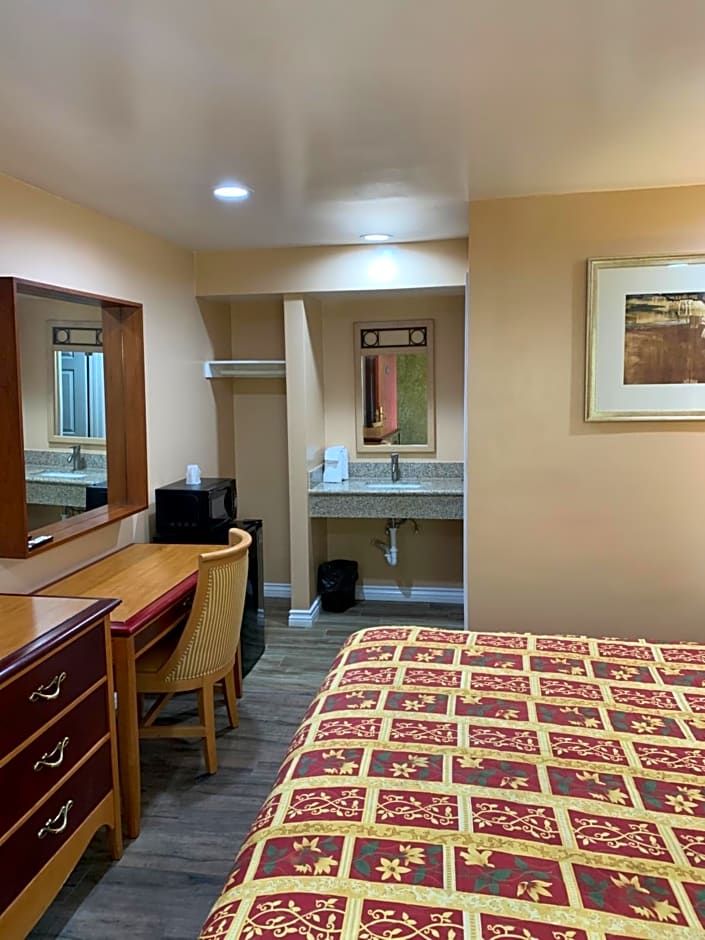Budget Inn Motel