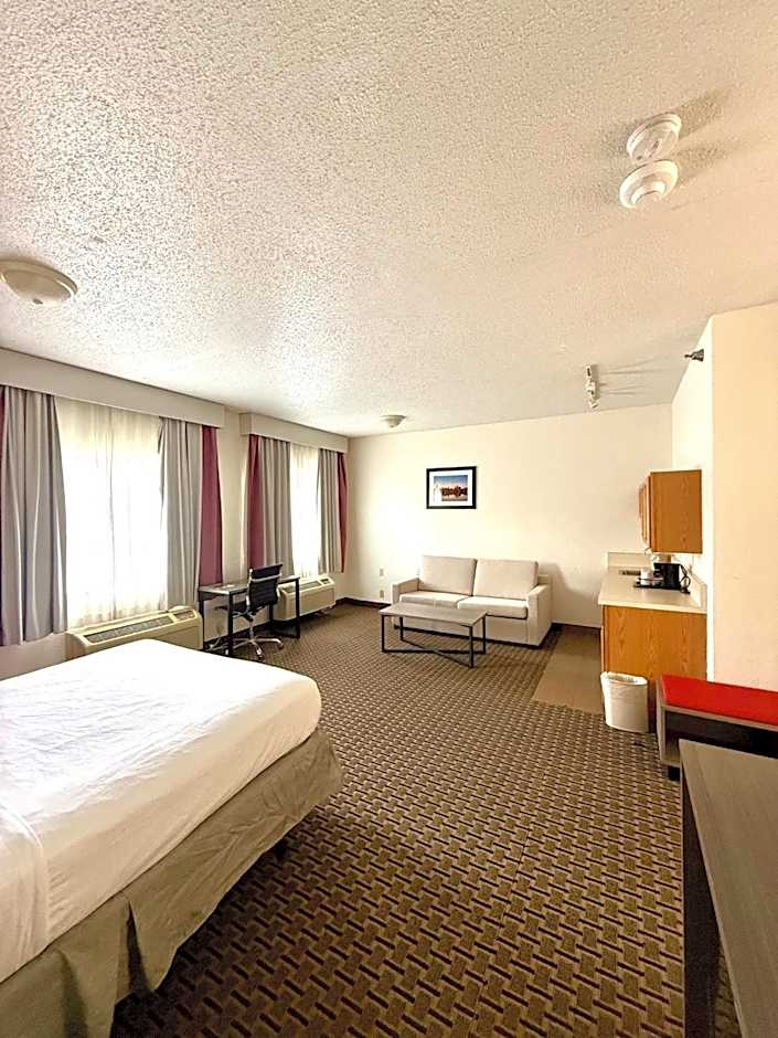 Ramada by Wyndham Glendale Heights/Lombard