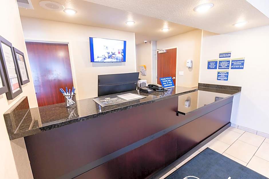 Cobblestone Inn & Suites - Winters