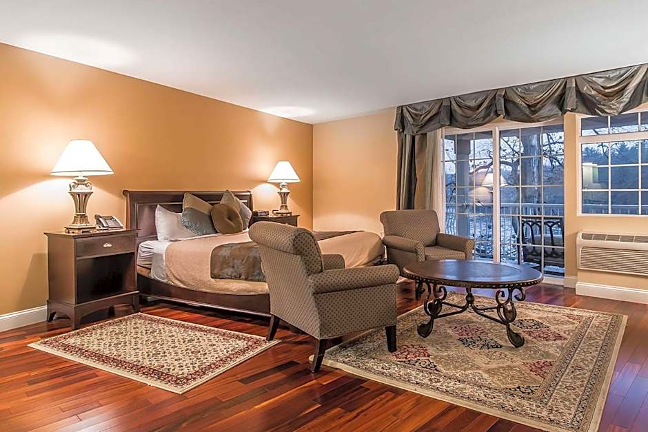 Riverside Hotel, Ascend Hotel Collection