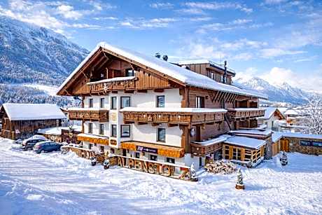 Hotel Alpenstolz