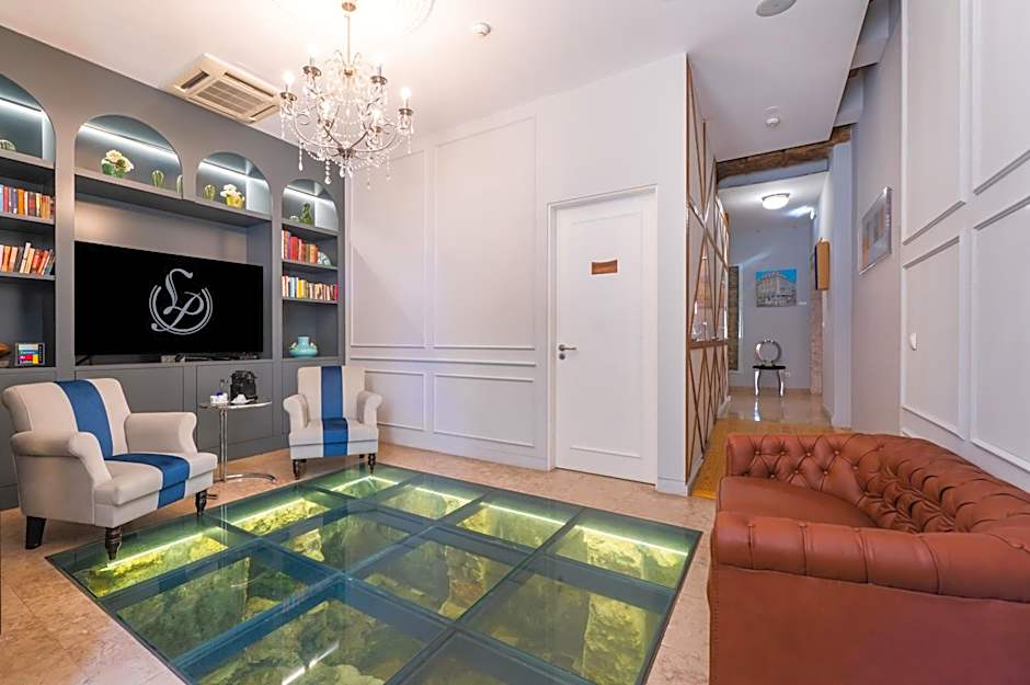Lisboa Prata Boutique Hotel