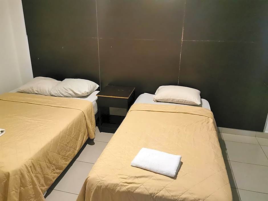 Photo 1 of 2 of 2 Beds