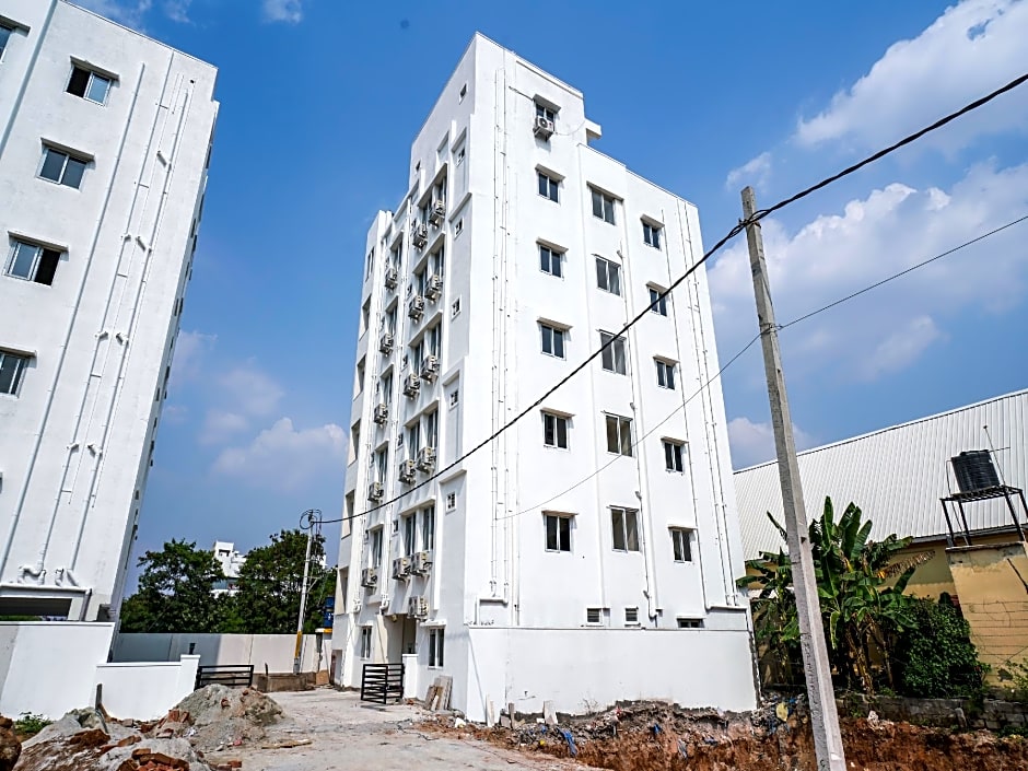 OYO 13163 Jaswitha Homes