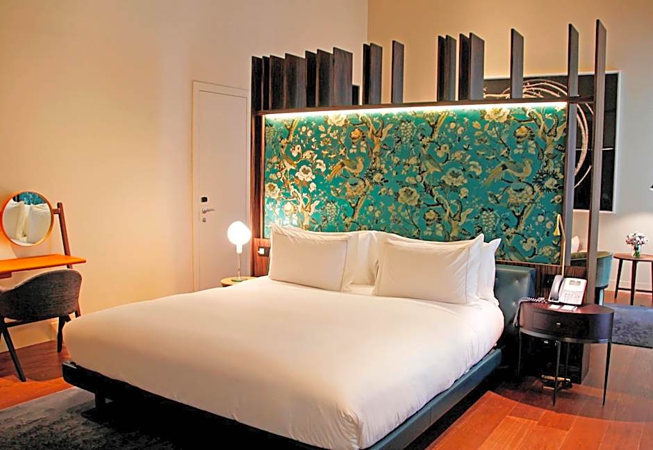 Photo 1 of 4 of Suite