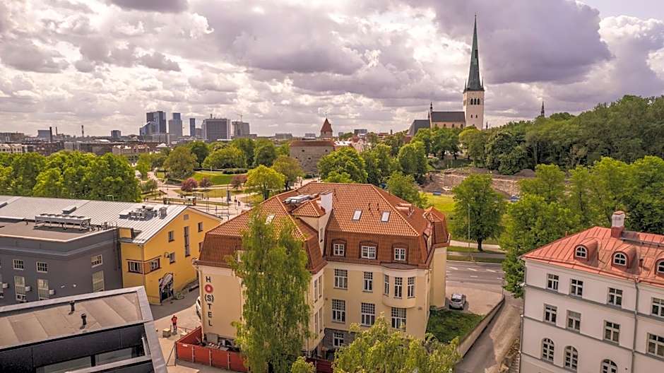 16eur - Fat Margaret's