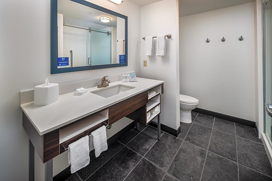 Hampton Inn & Suites Navarre