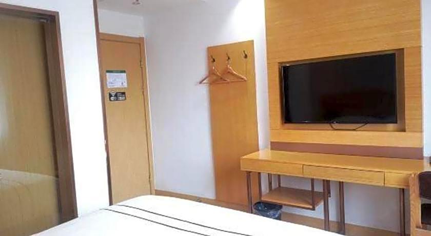 GreenTree Inn Express Shanghai Baoshan District Youyi Road Metro Station