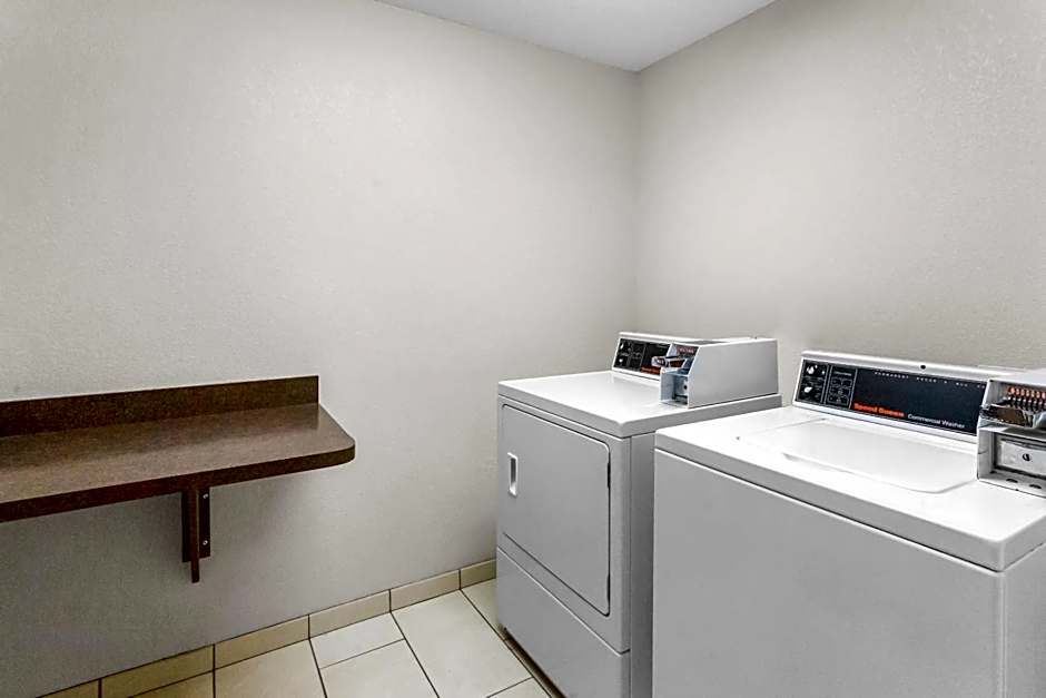 Quality Inn Near Interstate I94