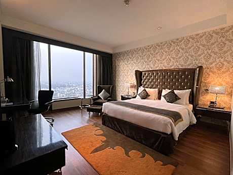 Business King Bed