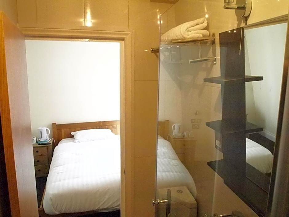 Earls Court Garden Hotel