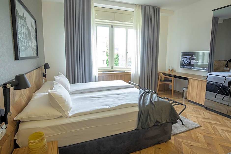 Urban Boutique Hotel Center