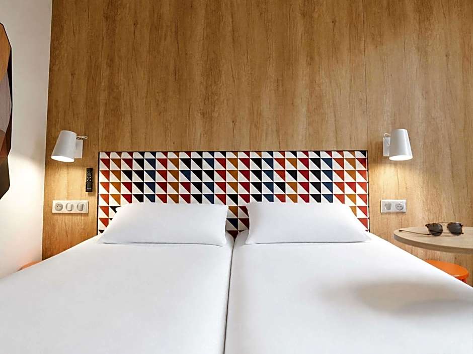ibis Styles Caen Centre Historique