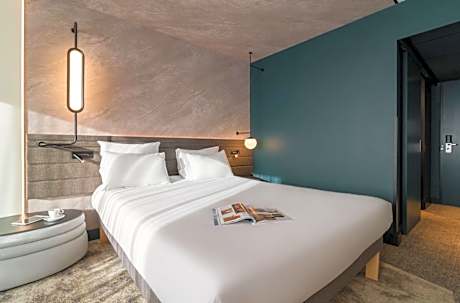 Superior Room with 1 Double Bed and Sofa