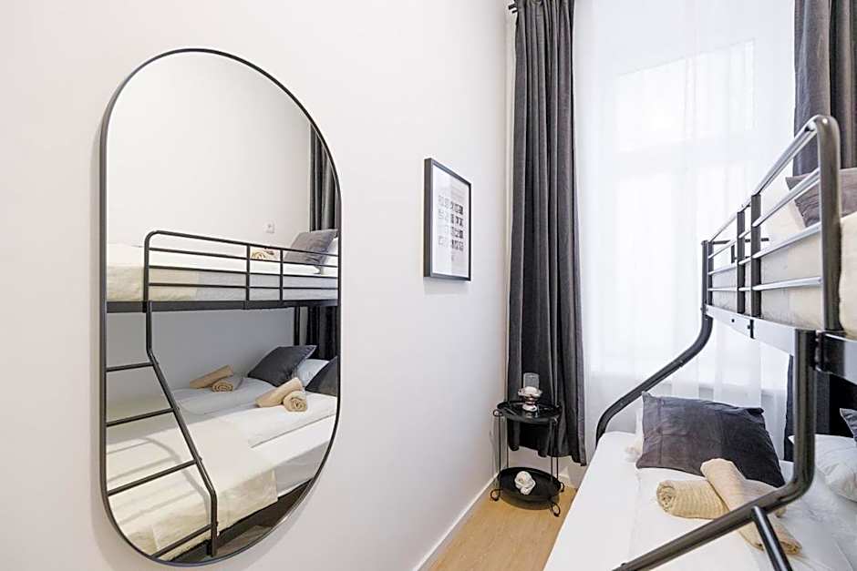 Central City Style Rooms by Home2