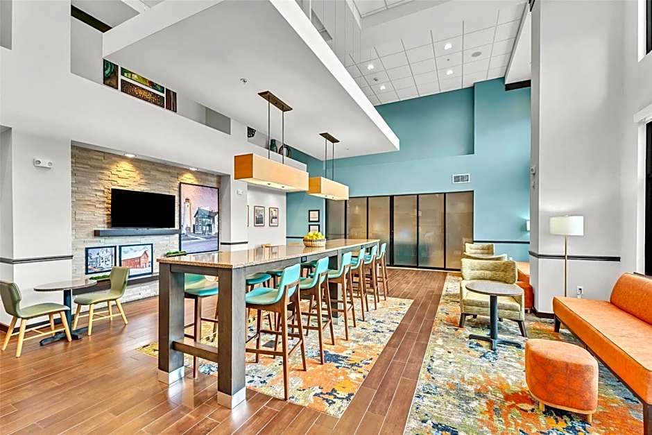 Hampton Inn By Hilton & Suites Kenosha