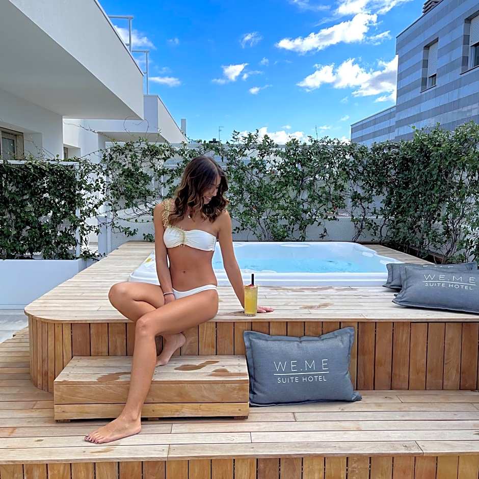 We Me Suite Hotel