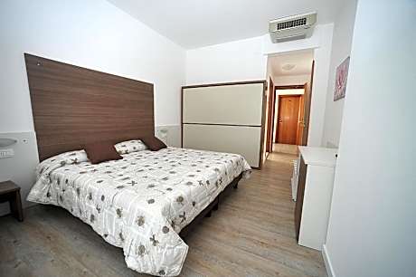 Triple Room with Balcony