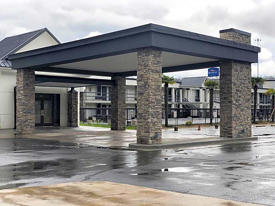 Quality Inn Dalton East