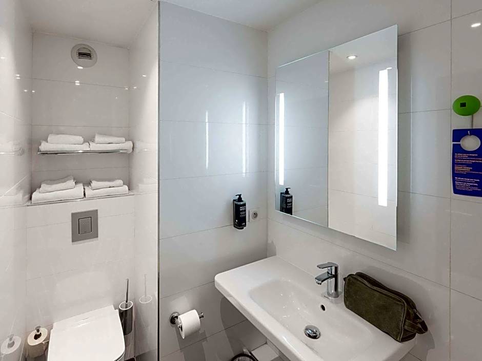 ibis Styles Lyon Confluence